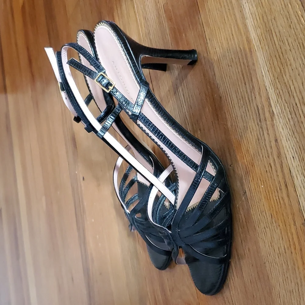 Antonio Melani Black strappy slingback sandal heels - Picture 2 of 7
